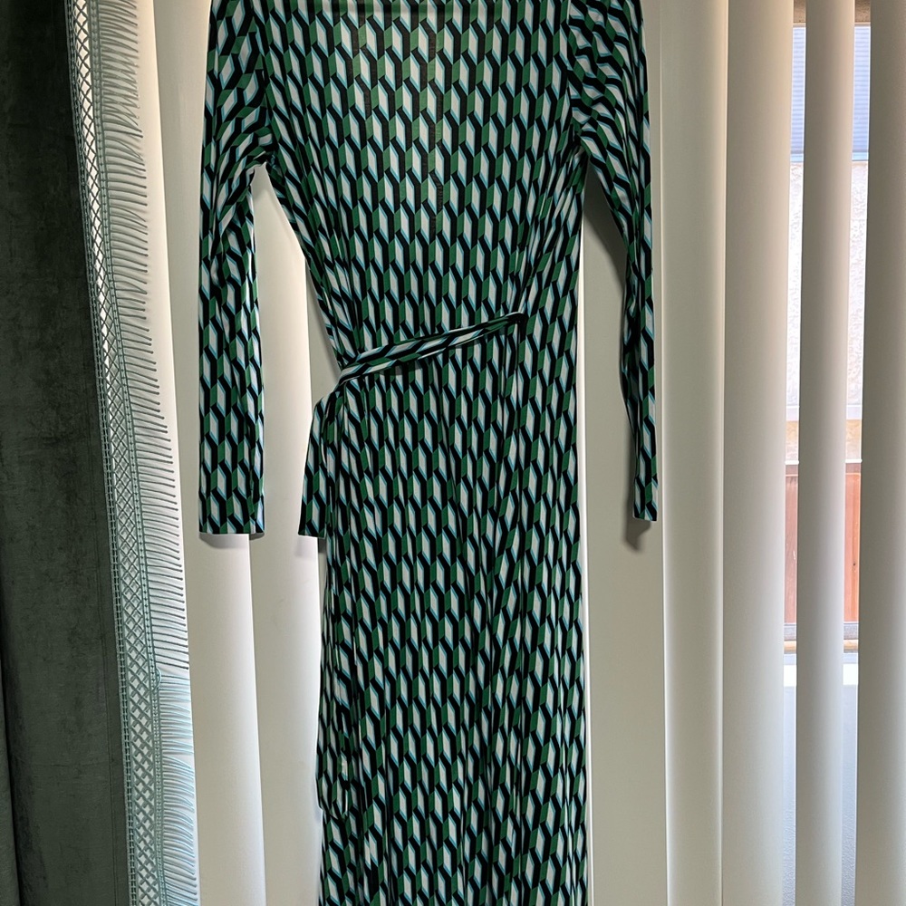 DVF For Target Wrap Dress - Picture 2 of 3